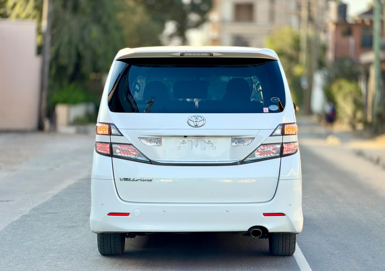 TOYOTA VELLFIRE thumbnail 9